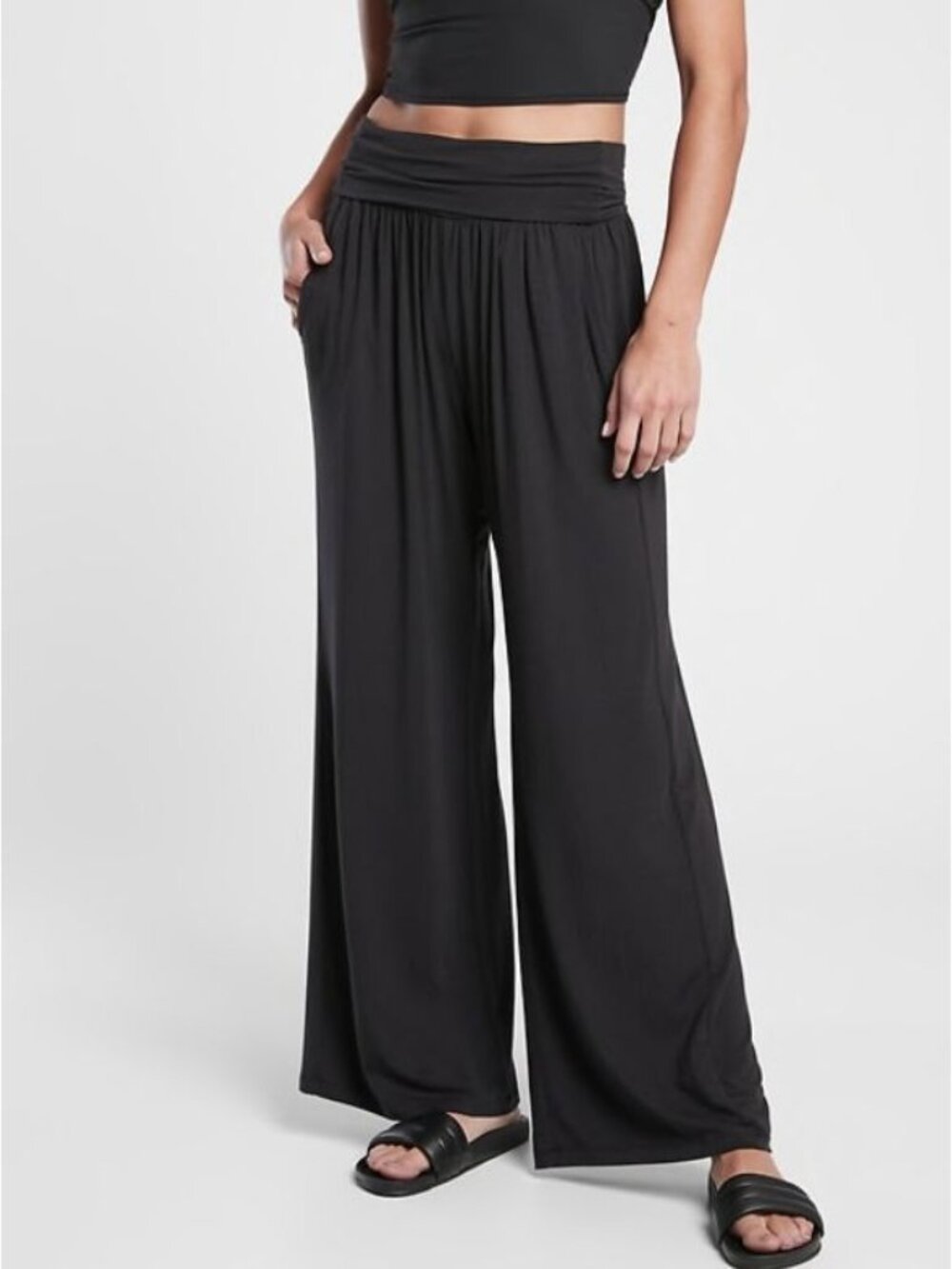 Athleta Women Size Small Studio Wide Leg Pants Black Pull-On UPF Lounge Soft NEW